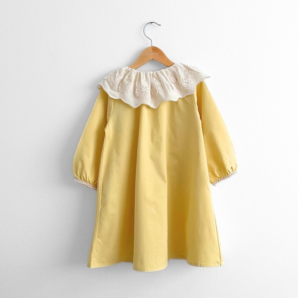 NWT Pretty Girls Eyelet Embroidered Lace Bib Collar Long Sleeve Dress Yellow 3T - Picture 2 of 3